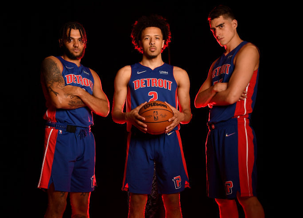 还包括林昀 还包括林昀