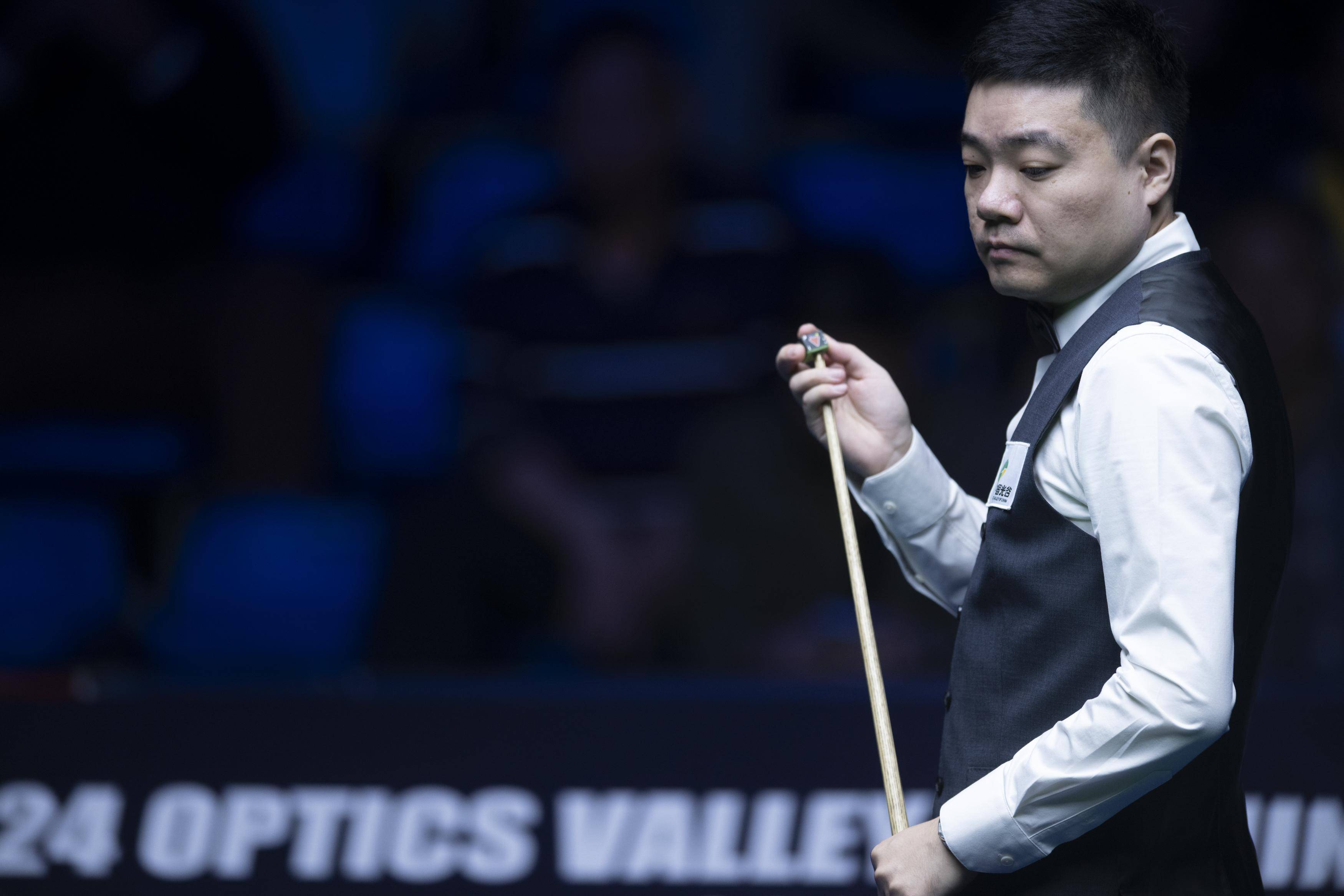 首场胜利 首场胜利